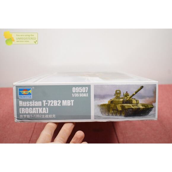 Trumpeter Russian T-72B2 MBT Rogatka Model Kit 1/35 (Package Wear) - Picture 2 of 15